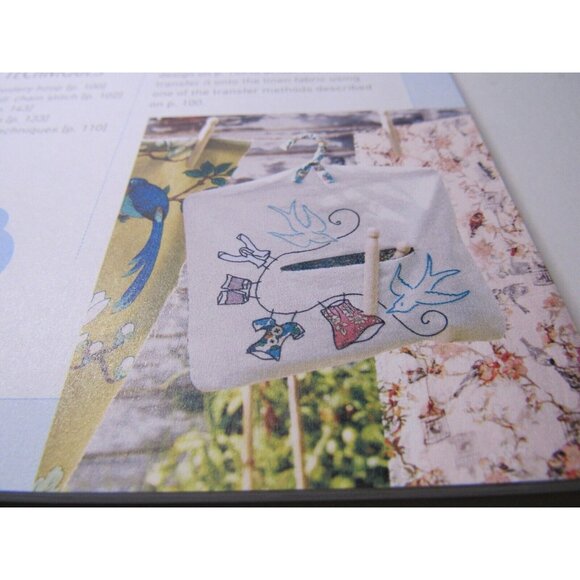 Mollie Makes:How to Sew: With Over 80 Techniques and 20 Easy Project Cottagecore - Picture 4 of 12